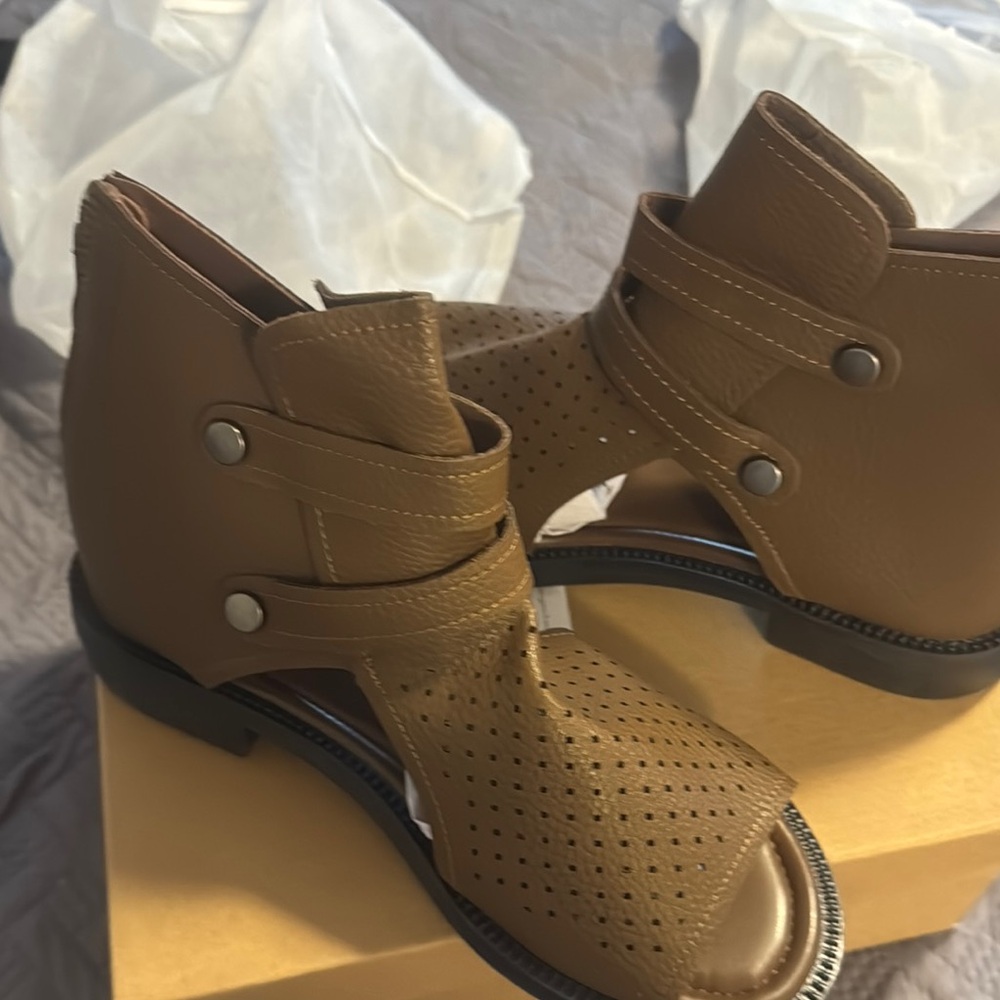 Brown men’s Open-Toe Ankle Boots